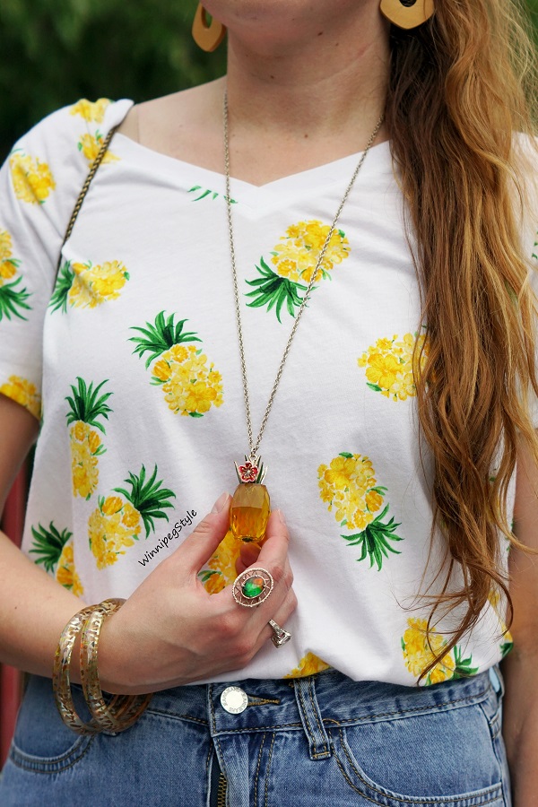 Winnipeg Style, Canadian Fashion blog, Old navy pineapple print tshirt, Korite ammolite clear resin bangles bold ring, Betsey Johnson pineapple necklace, summer 2021 
